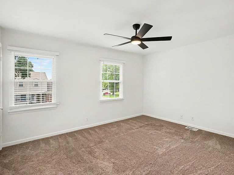 8300 Sawyer Brown Rd #R302 — Photo 11