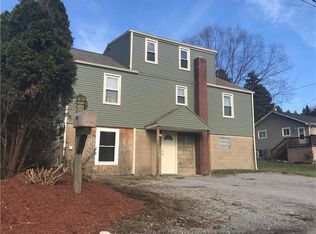 2785 Mill St, Aliquippa, PA