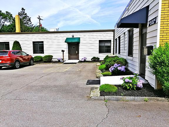 5th image of 26943 Westwood Rd