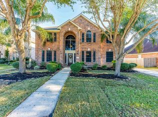 1005 Vatican Ct, Pearland, TX 77581