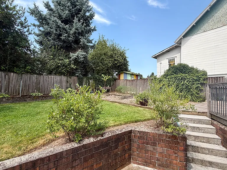 18413 SE Blanton St — Photo 29