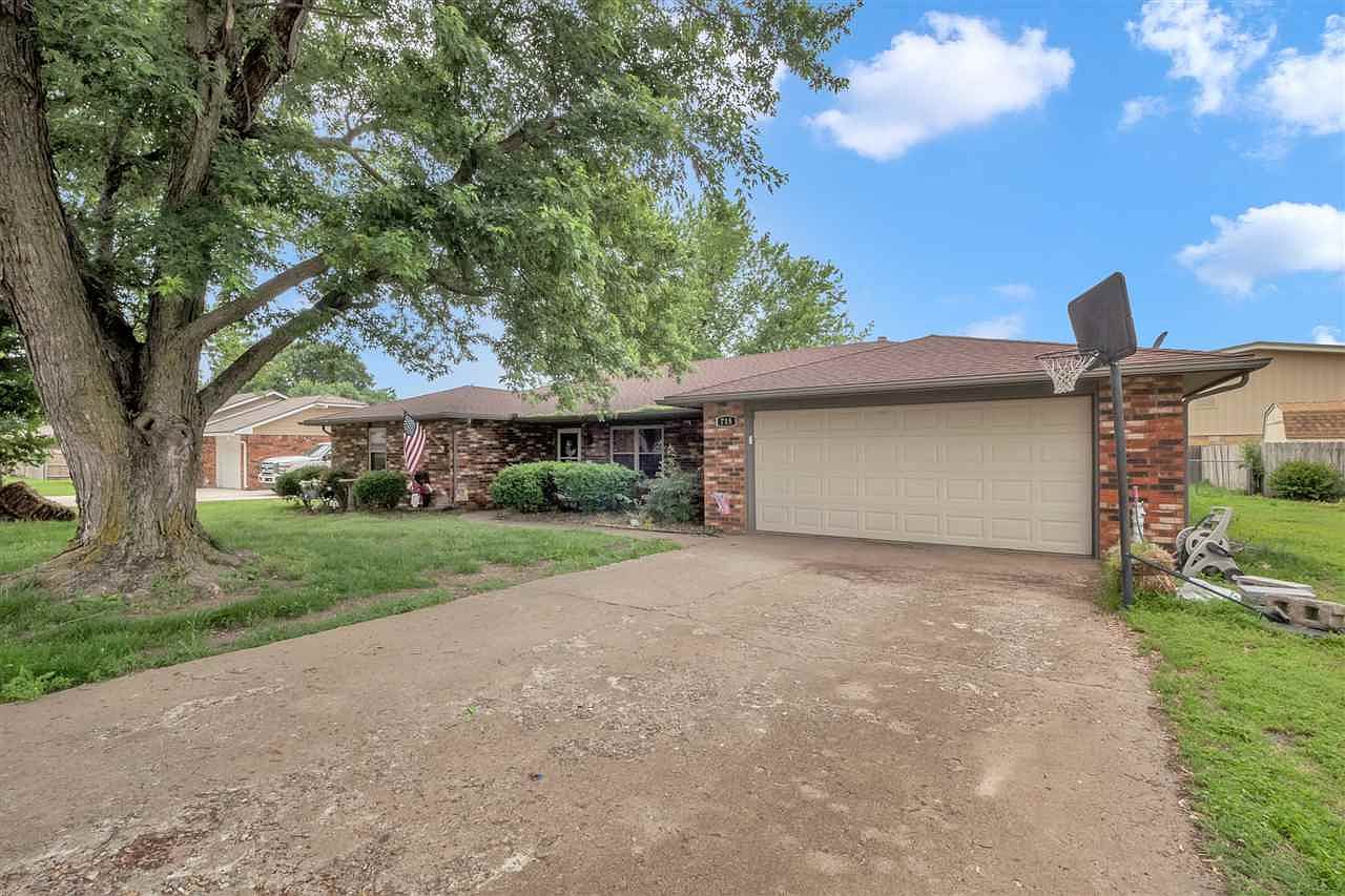 715 S Plum Ave, Newkirk, OK 74647 Zillow