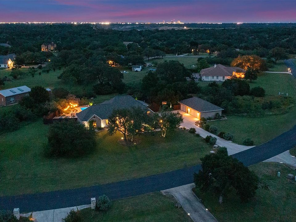 1st image of 341 Richards Dr