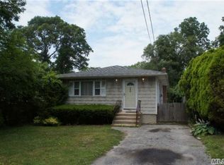 169 Southaven Ave, Mastic, NY 11950