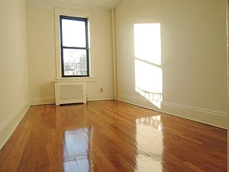 Rented by NYLA Realty