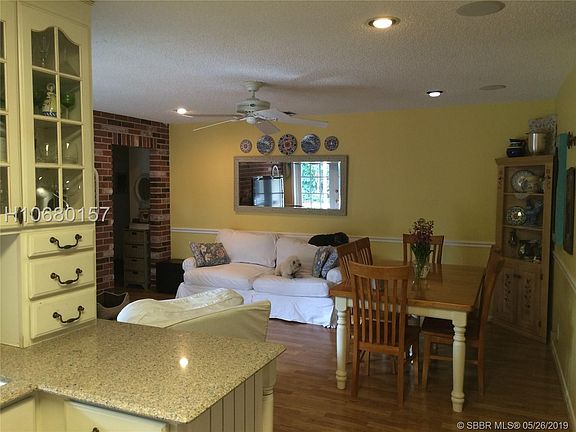 5th image of 10244 SW 50th St