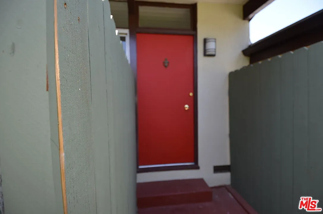 1 bed, 1.0 bath, 700 sqft, $3,500 — Photo 4