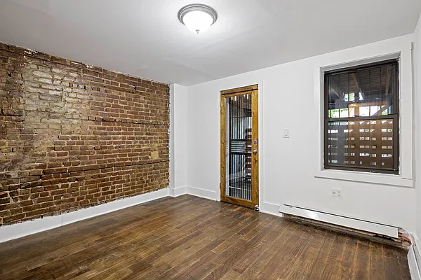 Rented by Compass | media 6