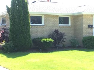 45 Hillsboro Rd, Cheektowaga, NY 14225