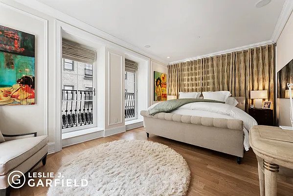 Sold by Leslie J. Garfield | media 5