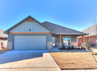 9308 NW 141st St, Yukon, OK 73099