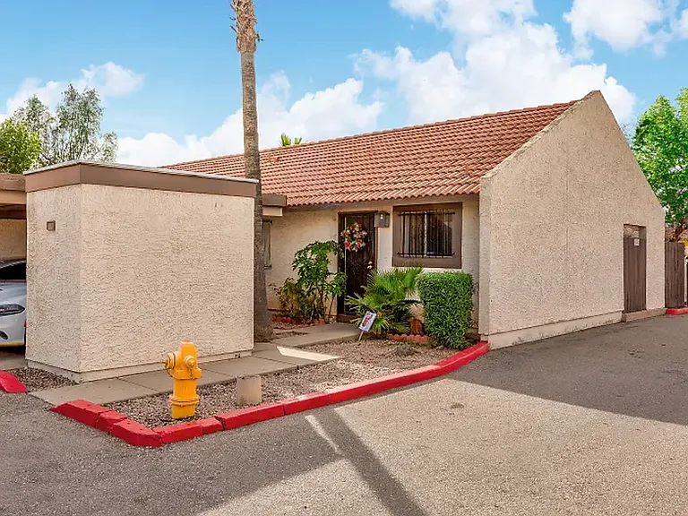 Belleview Estates Townhomes — Photo 8