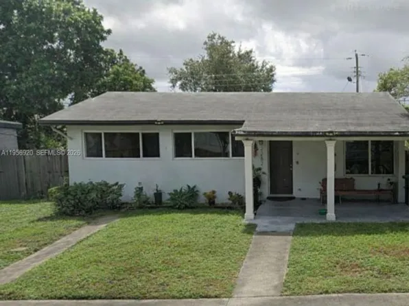 2282 NW 152nd St, Miami Gardens, FL 33054