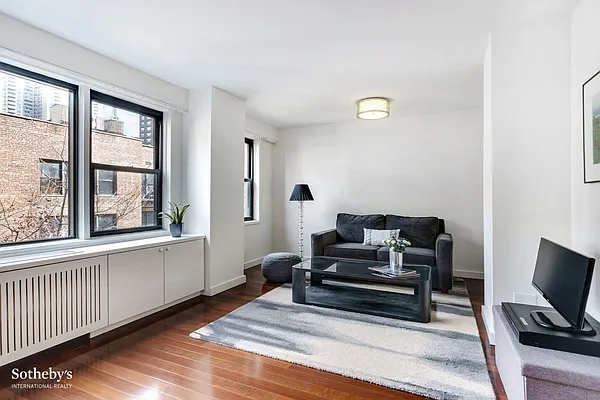 Sold by Sotheby's International Realty | media 12