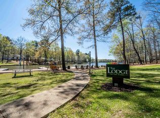 930 Lake Oconee Pkwy #208, Eatonton, GA