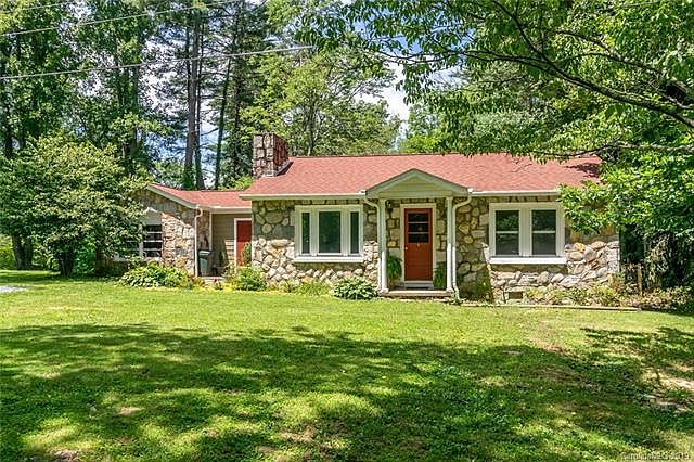 1st image of 453 Dove Haven Ln