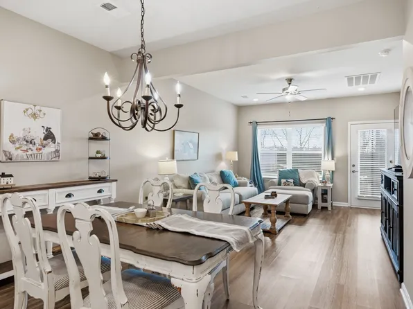 5005 Percival Dr, Gallatin, TN 37066