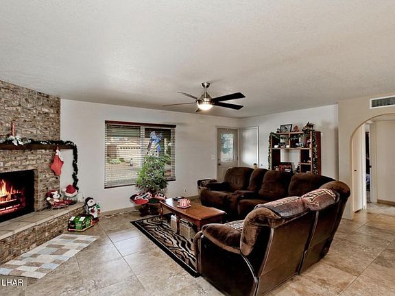 5th image of 1644 Diamond Dr
