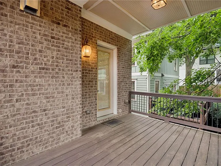 374 Clifton Rd NE — Photo 15