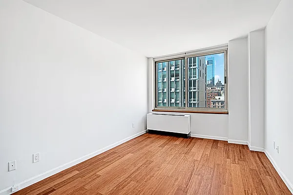 Rented by Compass | media 3