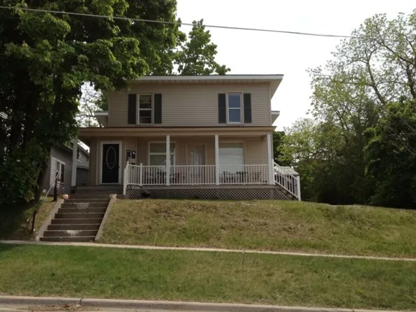 218 Michigan St #4, Petoskey, MI 49770