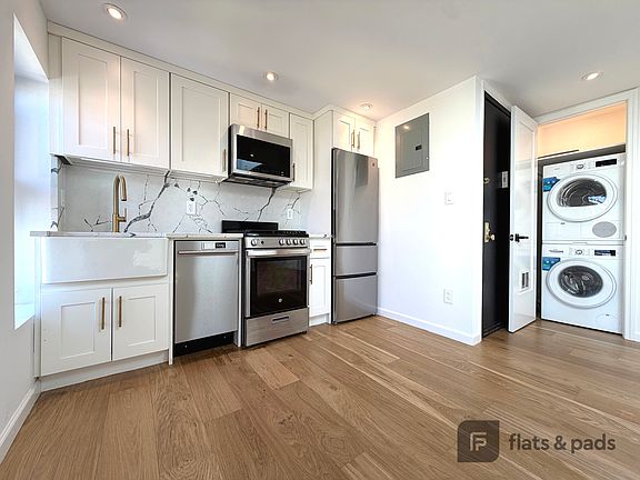3rd image of 1401 Bedford Ave #3R