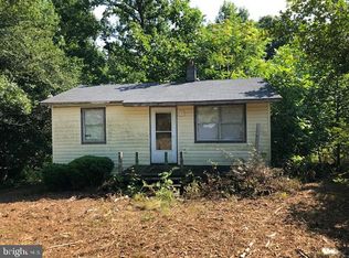 4512 Zacata Rd, Montross, VA 22520