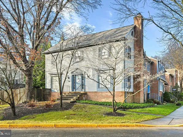 2819 Kelly Sq, Vienna, VA 22181