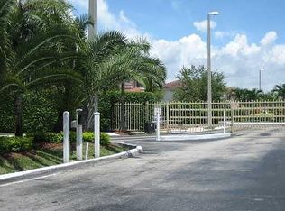 16044 SW 87th Ter, Miami, FL 33193