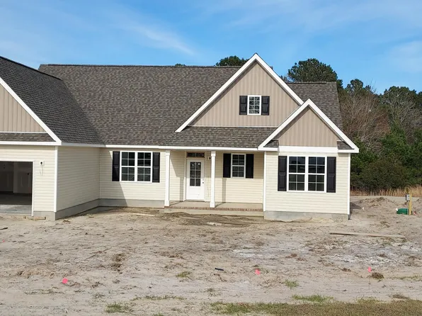118 Cripple Creek Drive, Swansboro, NC 28584