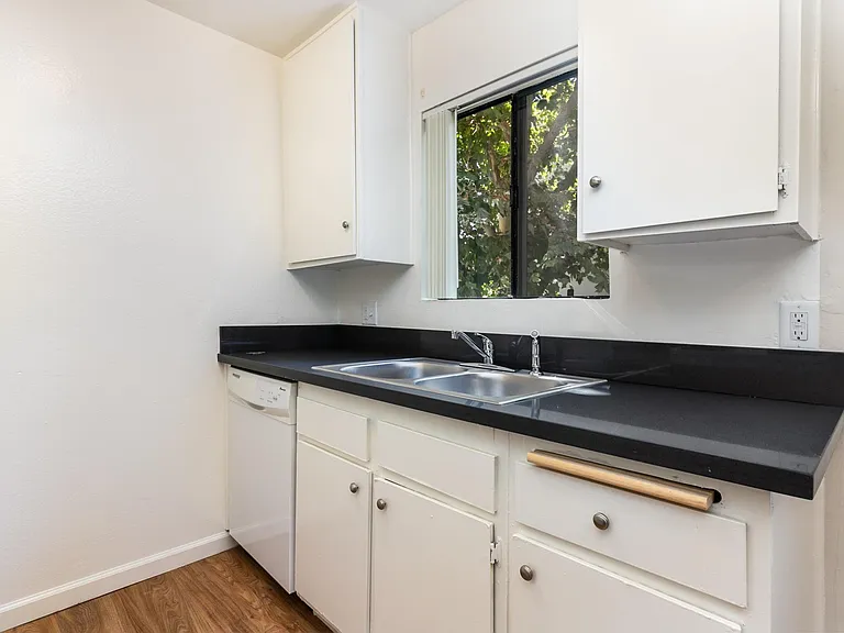 5328 Harmony Ave #201 — Photo 7