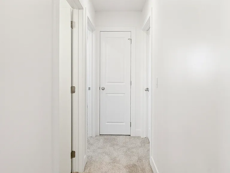 67 E 820 S — Photo 21