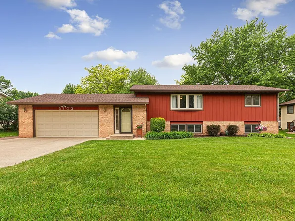 2102 8th Ave NE, Owatonna, MN 55060