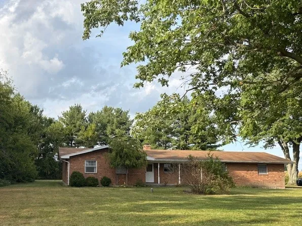 13783 Amity Rd, Brookville, OH 45309