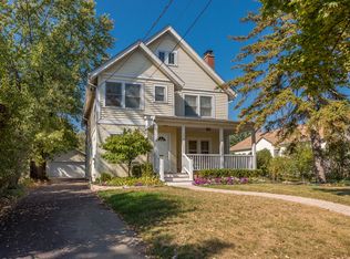 378 N Montclair Ave, Glen Ellyn, IL