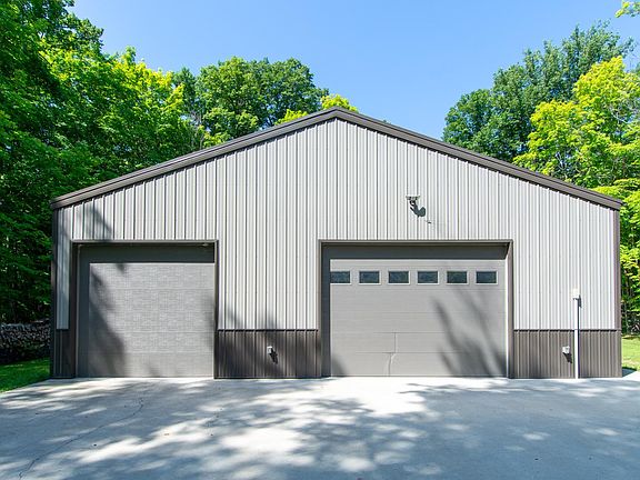 3rd image of 7516 Blue Water Beach Rd NW