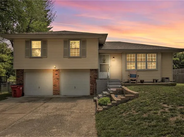 507 SE 20th St, Oak Grove, MO 64075