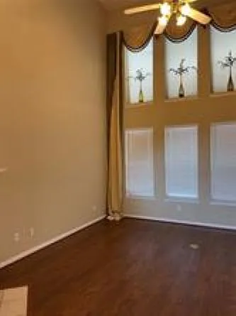 4520 White Rock Ln — Photo 17