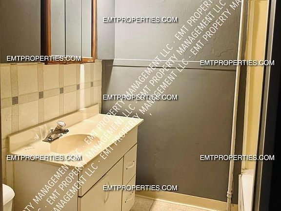 4th image of 416 East Ave APT C