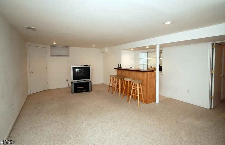 6 Heather Ln — Photo 23