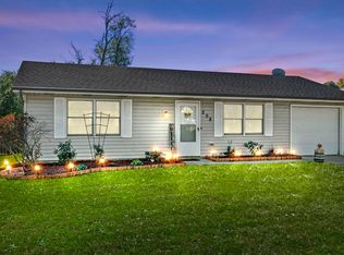 208 Kingswood Dr, Kendallville, IN