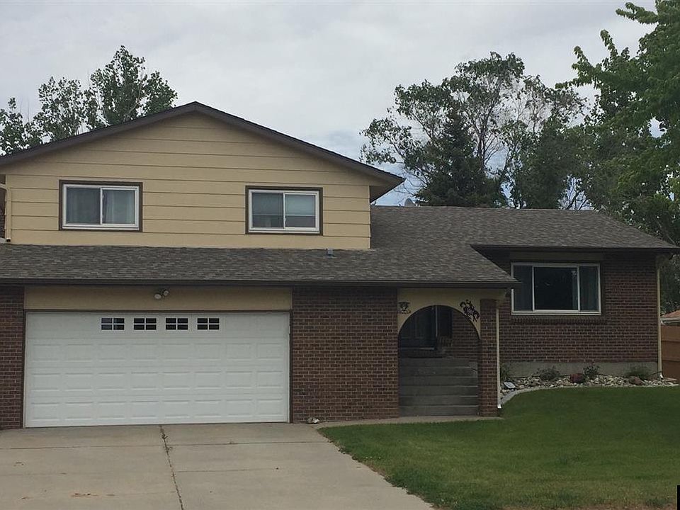 1st image of 1017 Bandera Ave