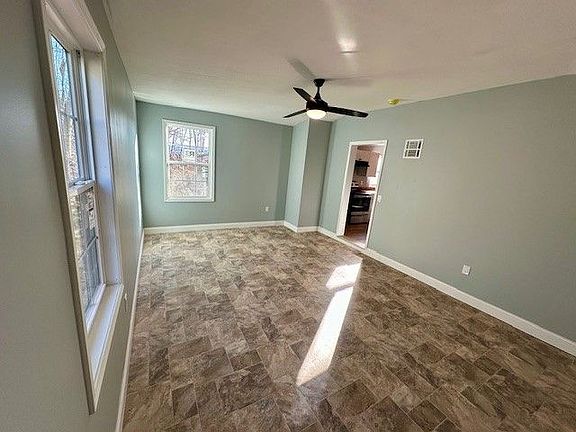 3rd image of 115 Columbia St #2