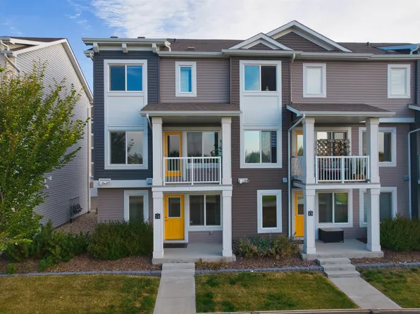 330 Bulyea Rd NW #14, Edmonton, AB T6R 0W8