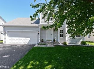 163 W Prairiefield Ave, Cortland, IL 60112