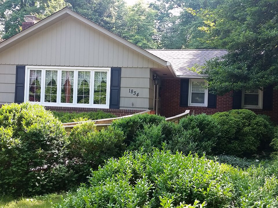 1st image of 1834 Lindamoor Dr