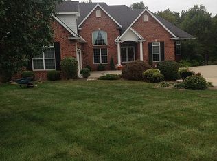 5729 Lake Briar Dr, Millstadt, IL 62260