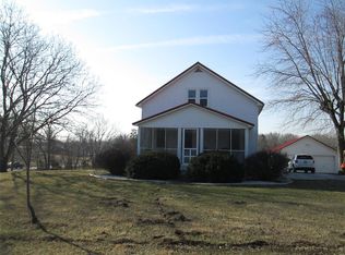 49462 Rensselaer Ln, Hannibal, MO 63401