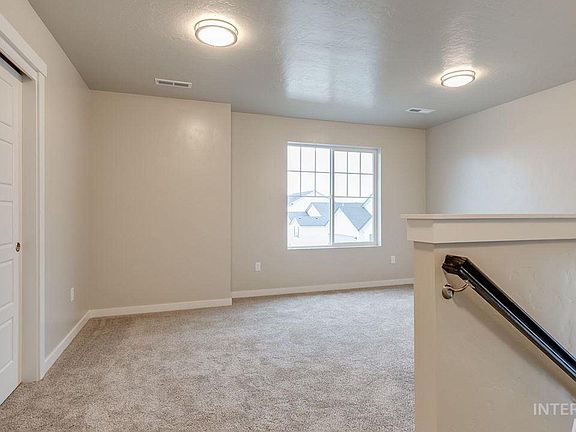 Upstairs Bonus Room