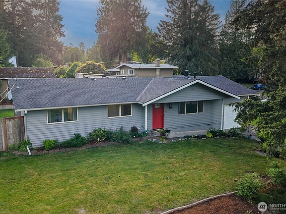 4th image of 13301 186th Avenue SE